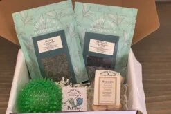 BREWS FOR RESCUES (Tea Subscription Box For Animal Lovers)